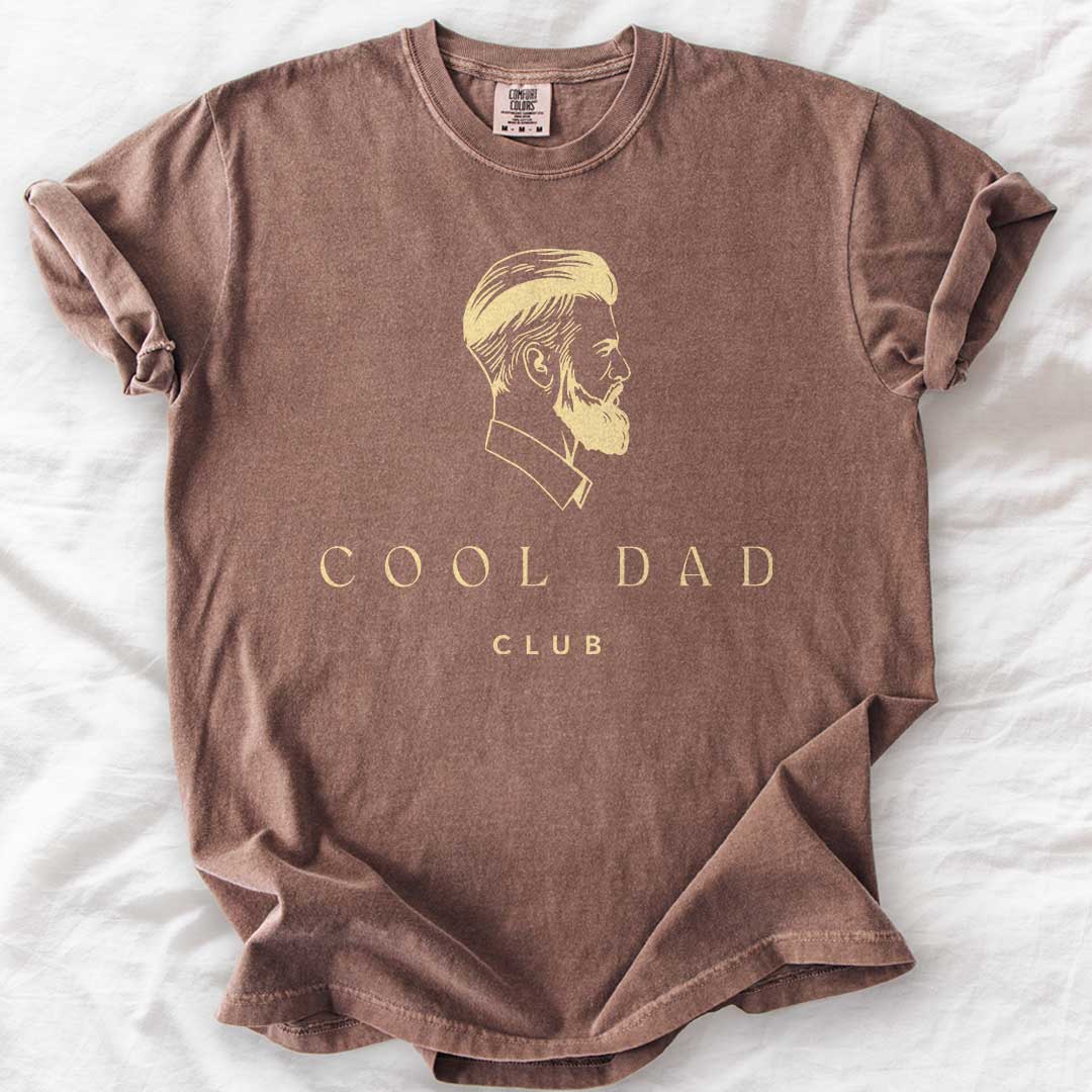 Cool Dad Club – Bearded Dad Illustration T-Shirt