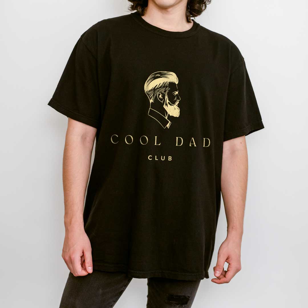 Cool Dad Club – Bearded Dad Illustration T-Shirt