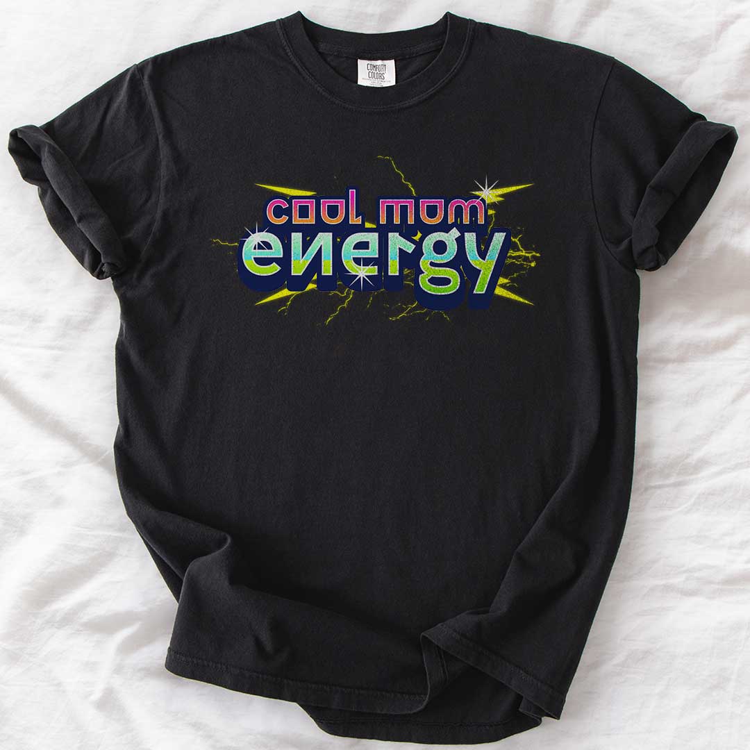 Cool Mom Energy – Retro Game-Inspired Comfort Colors® T-Shirt