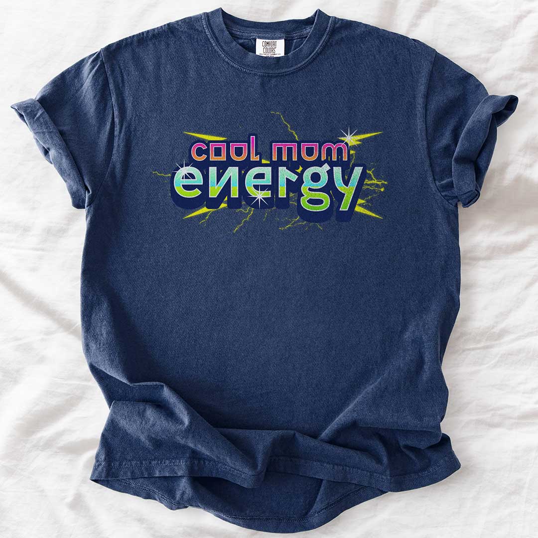 Cool Mom Energy – Retro Game-Inspired Comfort Colors® T-Shirt