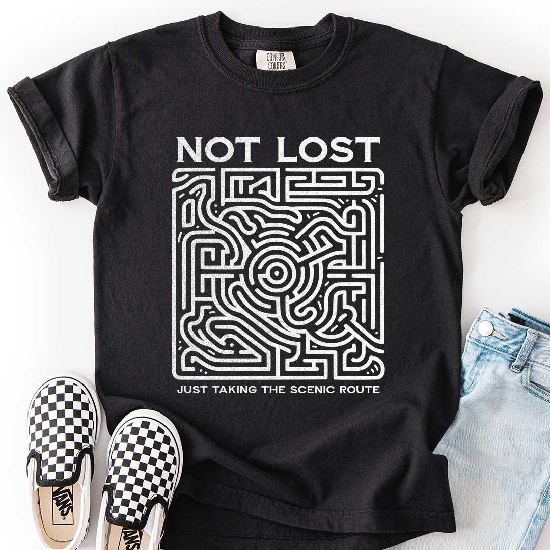 Not Lost, Just Taking the Scenic Route – Maze Adventure Youth T-Shirt