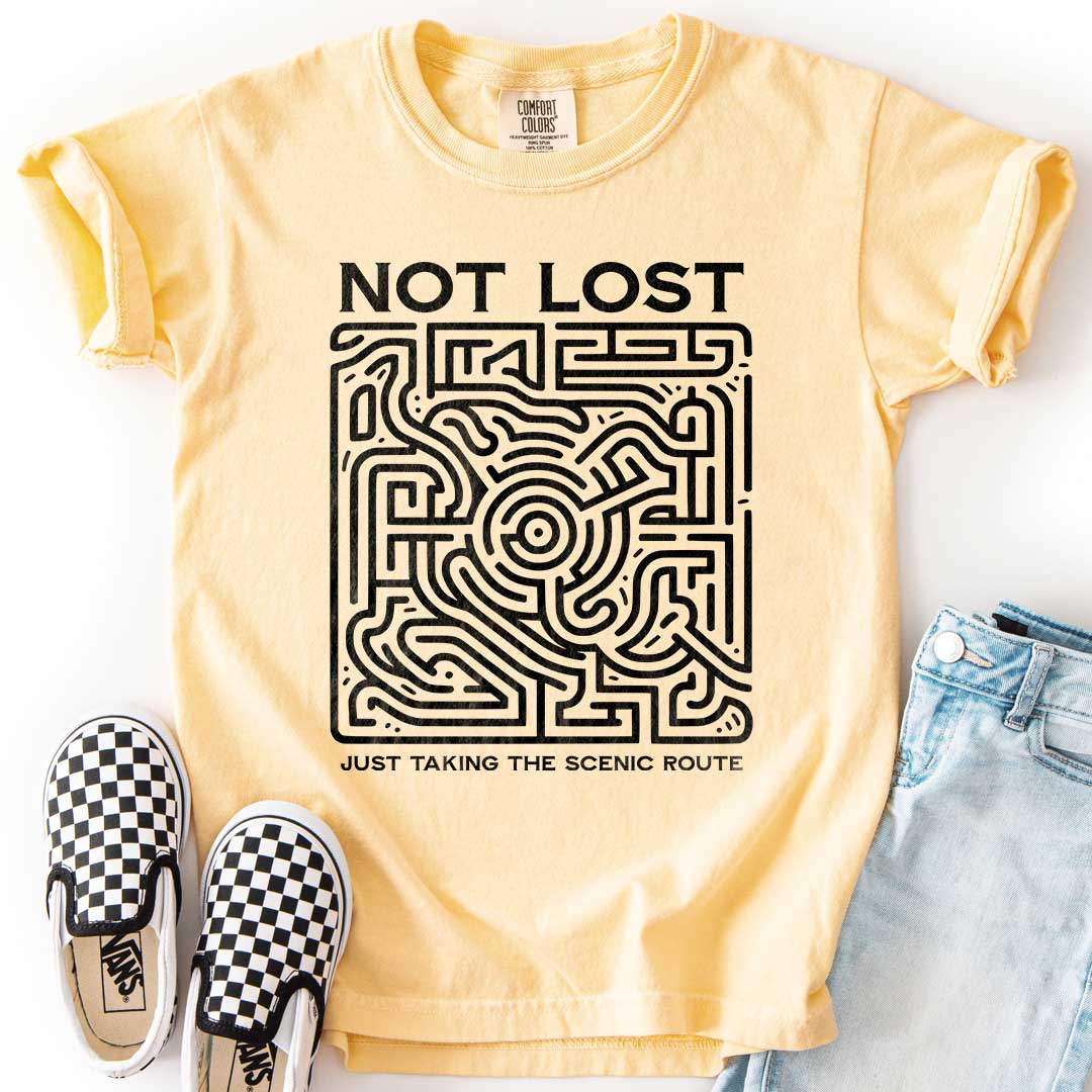 Not Lost, Just Taking the Scenic Route – Maze Adventure Youth T-Shirt