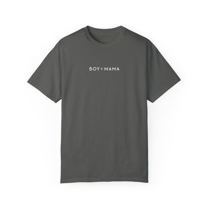Boy ❤️ Mama T-Shirt – Minimalist and Heartfelt Mom Tee
