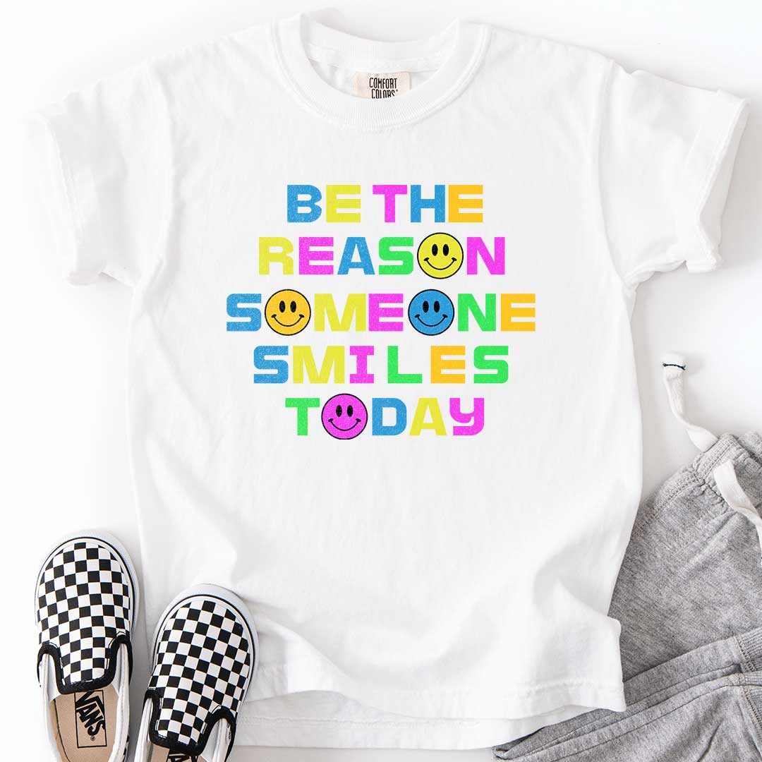 Be the Reason Someone Smiles Today Kids T-Shirt