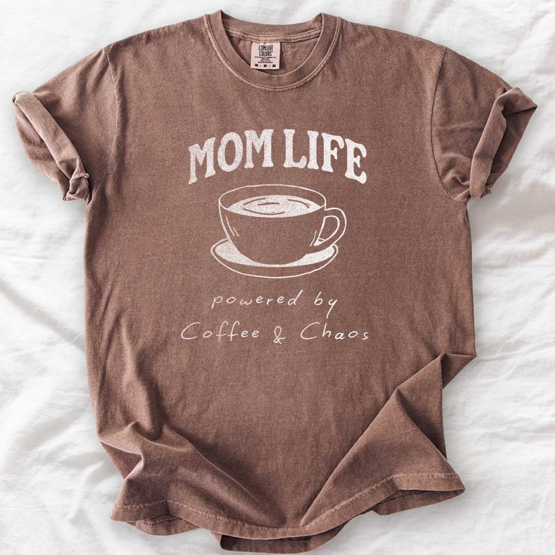 MOM LIFE – Powered by Coffee & Chaos Casual T-Shirt