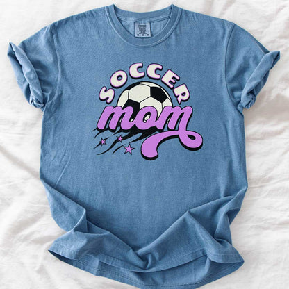 Soccer Mom – Retro Comfort Colors® T-Shirt