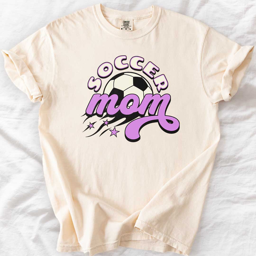 Soccer Mom – Retro Comfort Colors® T-Shirt