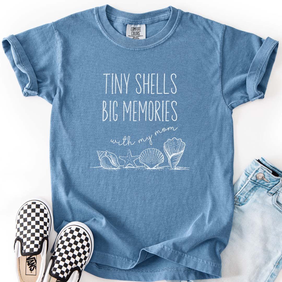 Tiny Shells, Big Memories – With My Mom T-Shirts